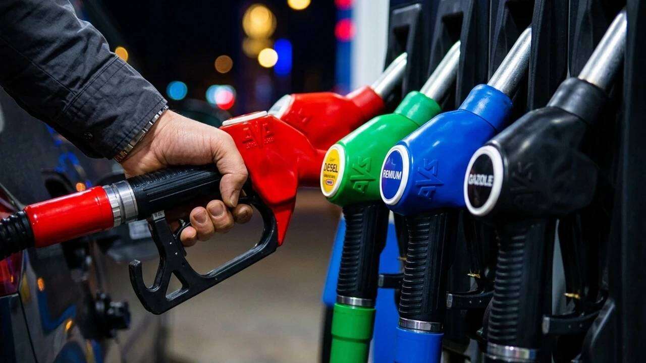 Benzin ve motorinde 'Eşel Mobil' depremi: 1 Ekim sabahı pompada tarihi zam geliyor! 3